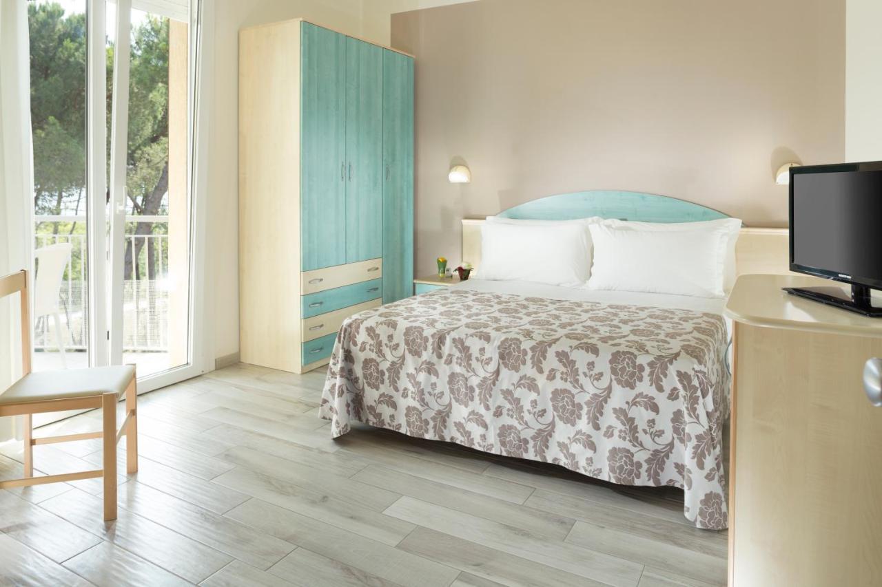 Park Hotel Pineta Cervia Kültér fotó