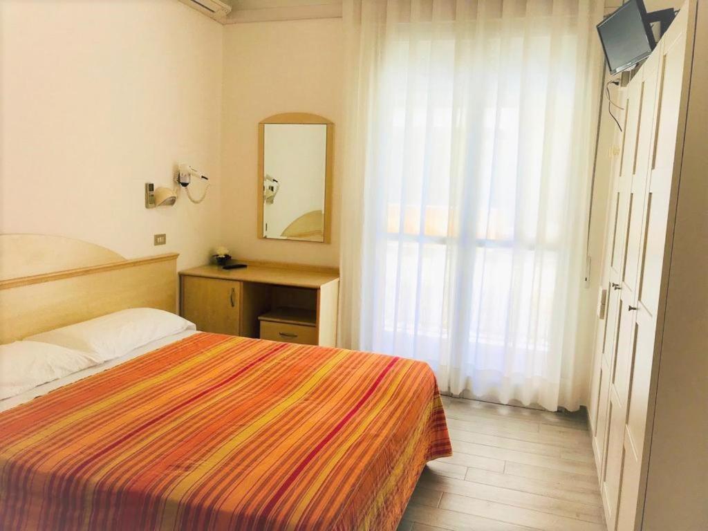 Park Hotel Pineta Cervia Kültér fotó
